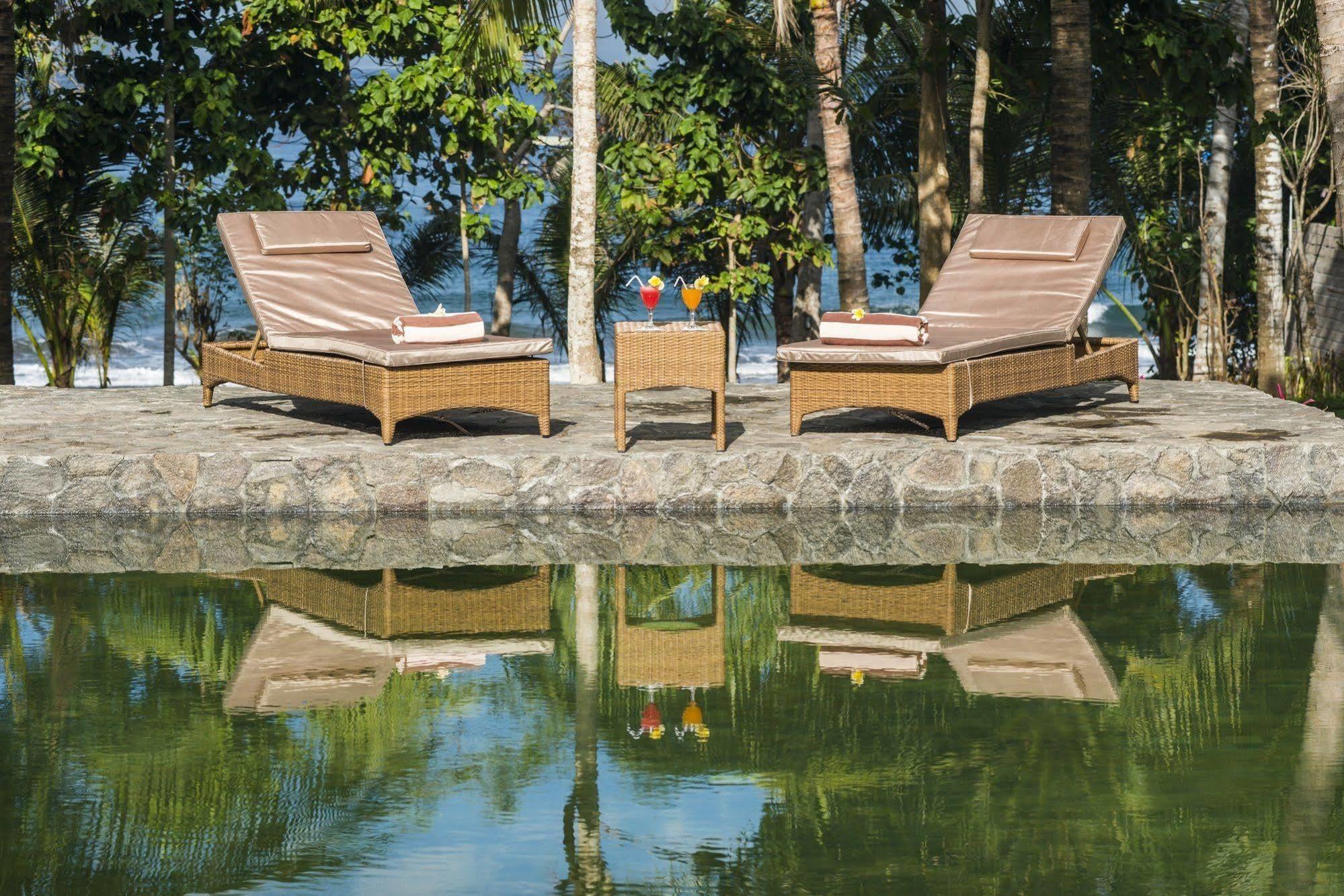 Melaya Estate By Lifestyleretreats Villa Penginuman ภายนอก รูปภาพ